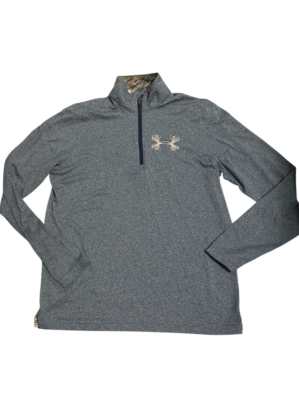 Men’s UNDER ARMOUR 1/4 zip pullover medium
